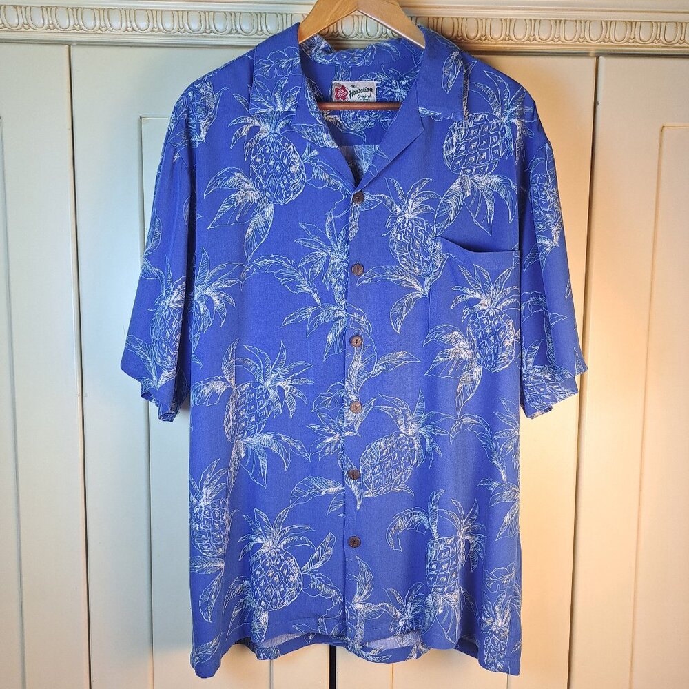 Made in Hawaii Men's Vintage Blue Pineapple Print Button Down XL
